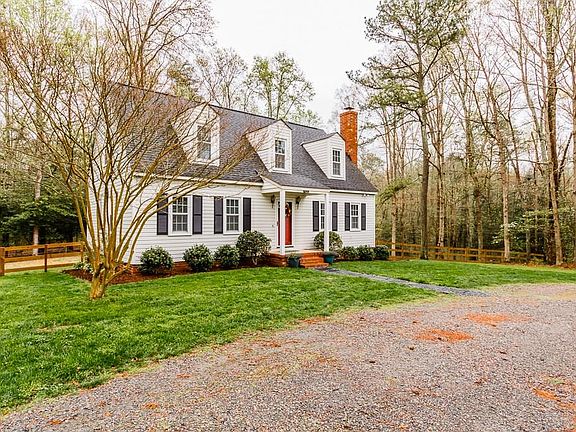 2nd image of 7100 Labrador Ln