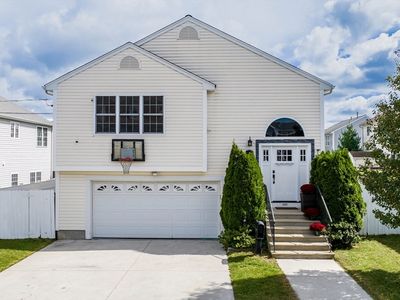 242 Tuttle St, Fall River, MA, 02724