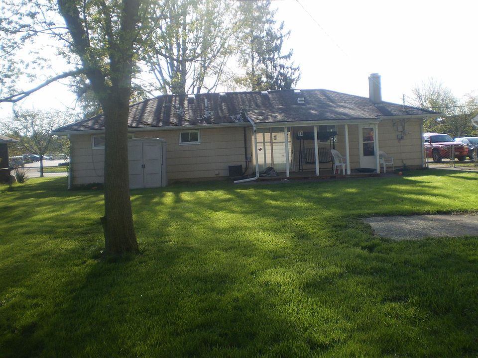 2nd image of 277 S Hamilton Rd