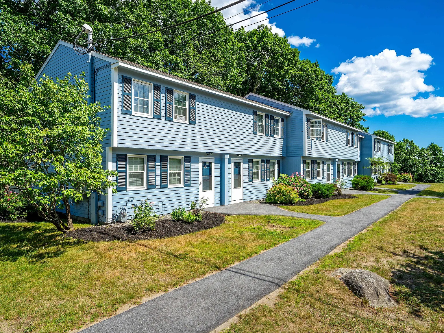 Foxcroft Apartments — Photo 1