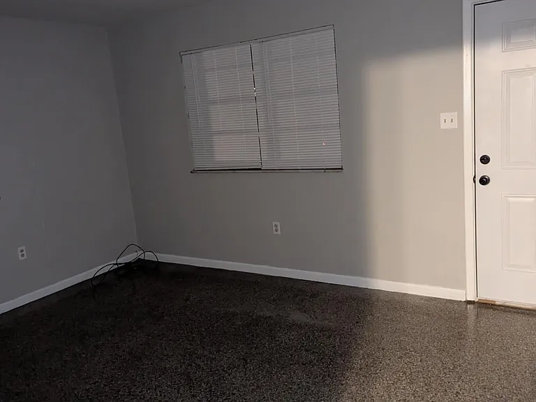 709 Arrowhead Trl — Photo 13