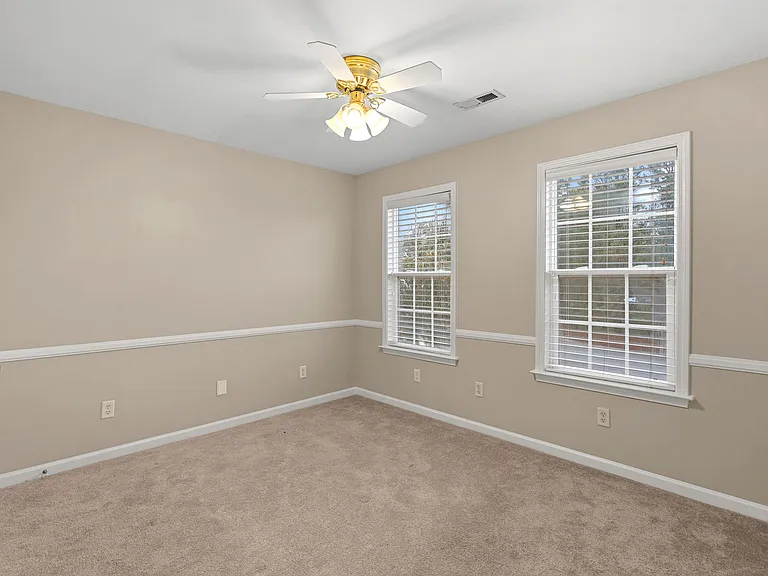 12023 Stone Forest Dr — Photo 36