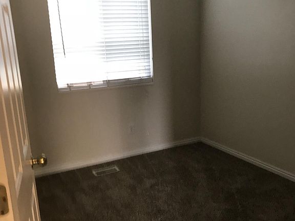 5th image of 5992 S Gillen Ln