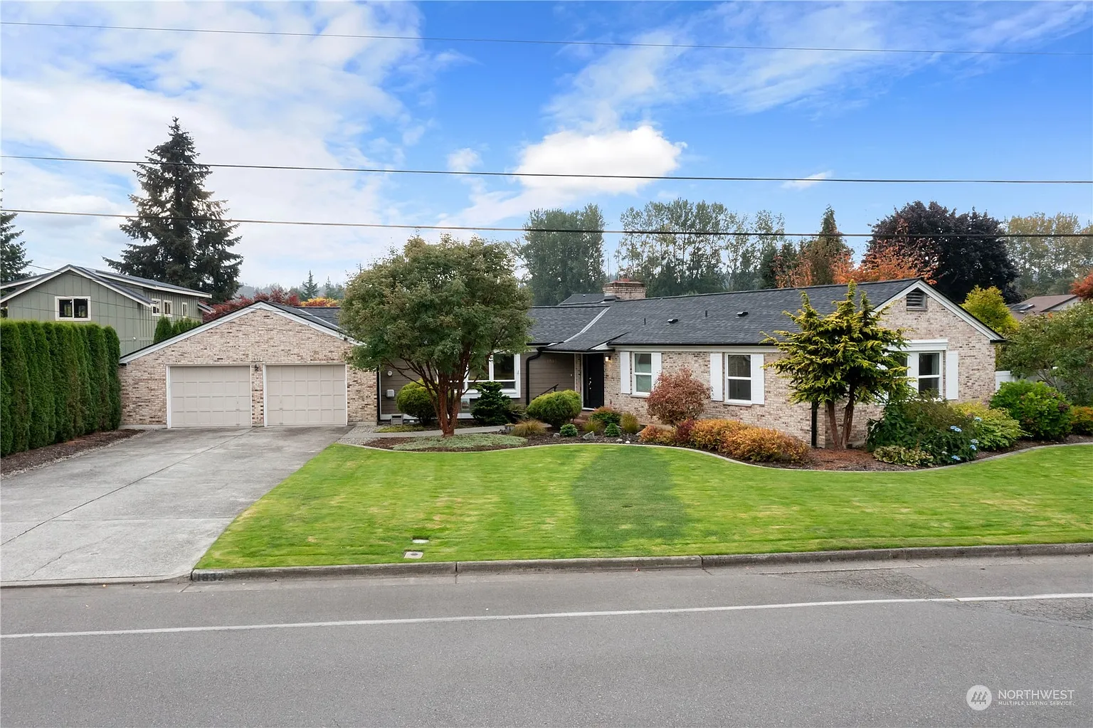 1832 Tacoma Road photo 1
