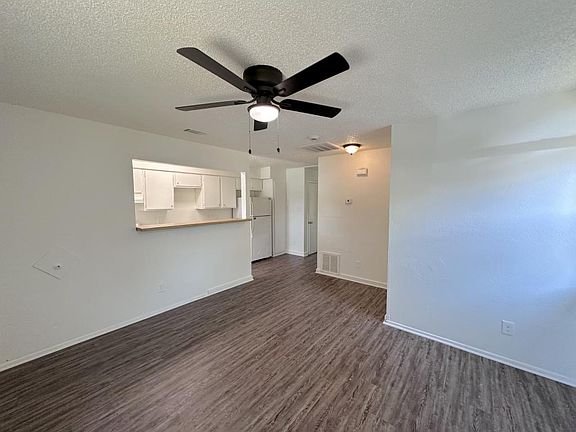 5th image of 5408 Helmick Ave