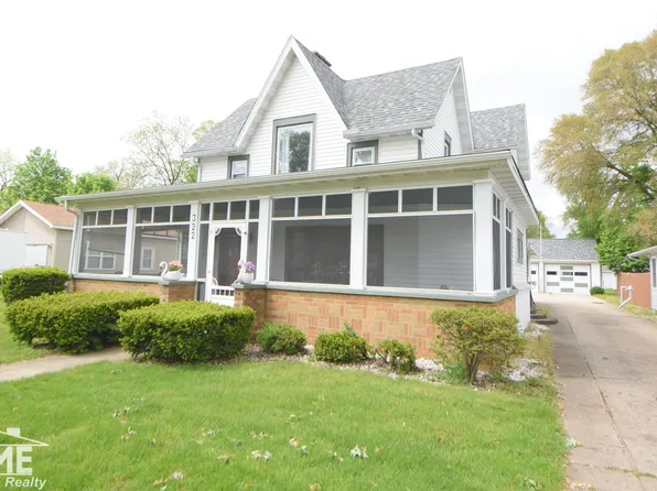 322 W Pearl St, Ovid, MI 48866