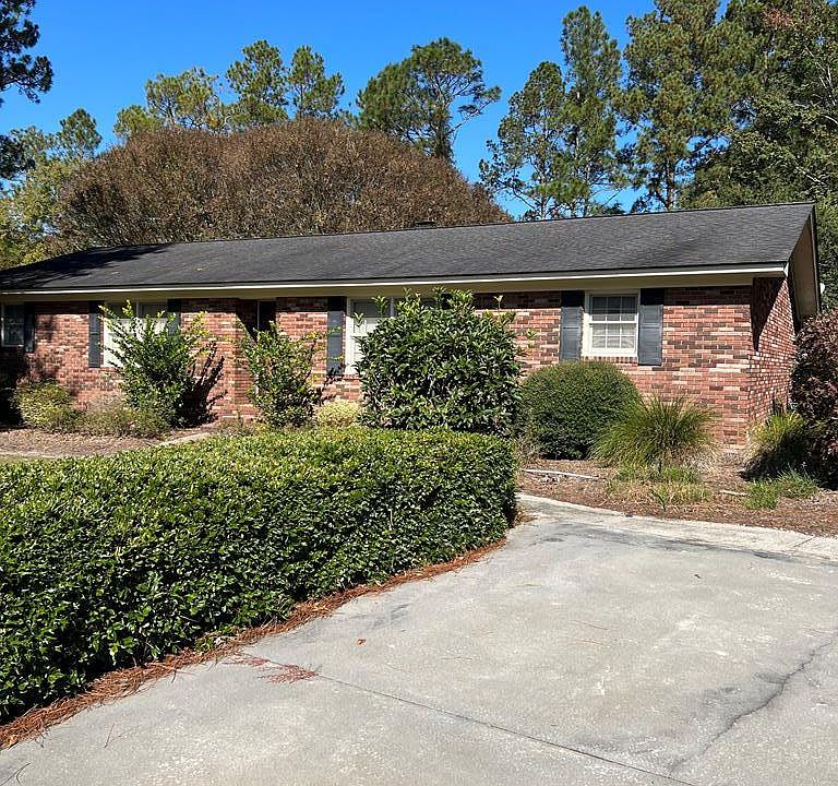 1st image of 1205 Saint Andrews Dr