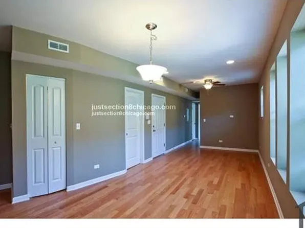 7424 S Colfax Ave #3, Chicago, IL 60649