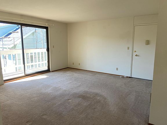 5th image of 150 Santa Inez Ave APT 2