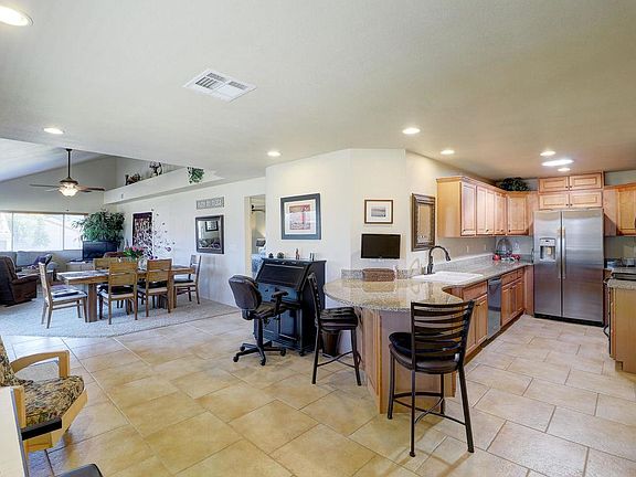 4th image of 95 Leisure World