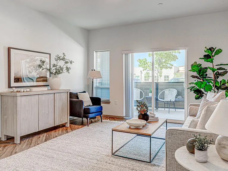Dovetail Apartments — Photo 48
