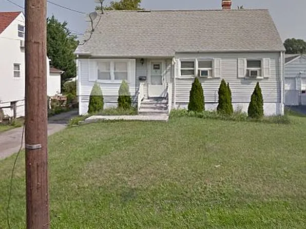 844 Green St, Iselin, NJ 08830