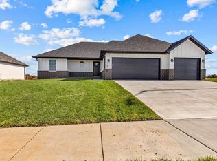 1164 S Gettysburg Loop, Republic, MO 65738