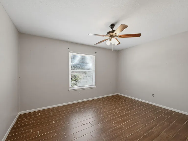 2607 Brom Bones Blvd — Photo 36