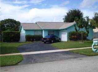 8441 NW 7th Ct, Pembroke Pines, FL 33024