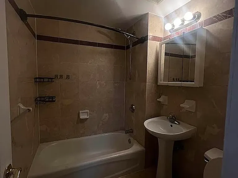 375 E 10th St #3B — Photo 7