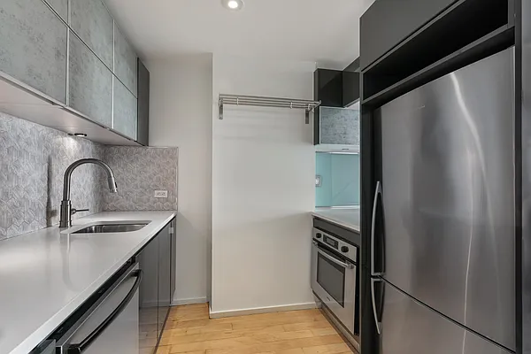 Sold by Compass | media 8