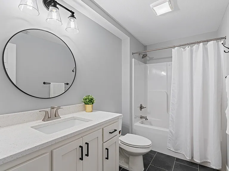8435 Ottawa St — Photo 26