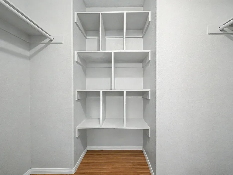 7928 Horn Beam Ct — Photo 15