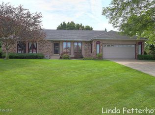 6744 Ashbury Ct, Jenison, MI 49428