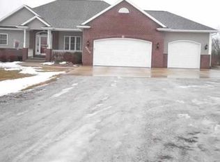 1447 Seneca Rd NW, Swisher, IA 52338