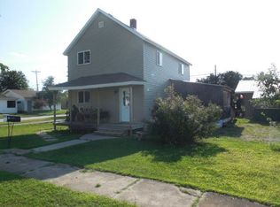 1001 Iron St, Norway, MI 49870