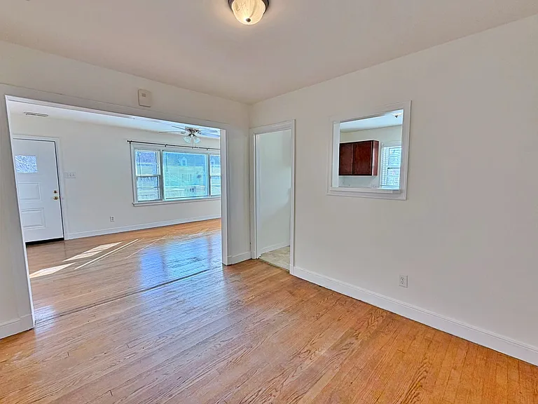4838 Stanley Dr — Photo 14