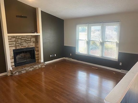 2nd image of 919 Carroll Creek Rd