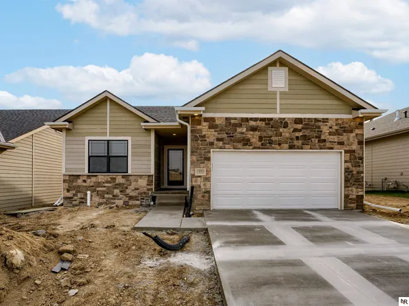 13055 S 44th Ave, Bellevue, NE 68123