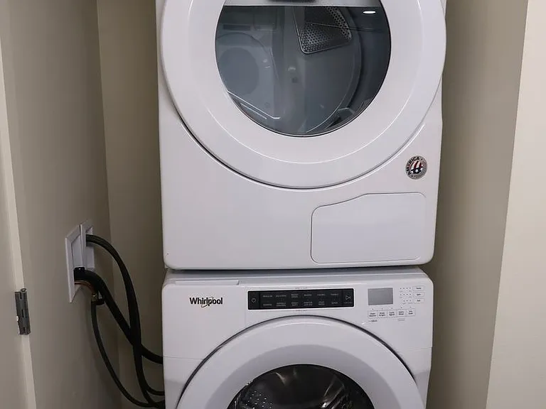 Bell View Apartments — Photo 179