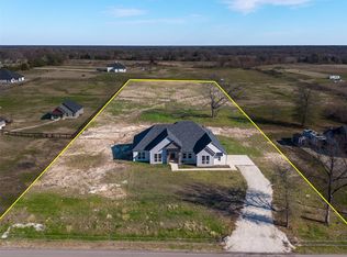 3191 County Road 1076, Celeste, TX 75423