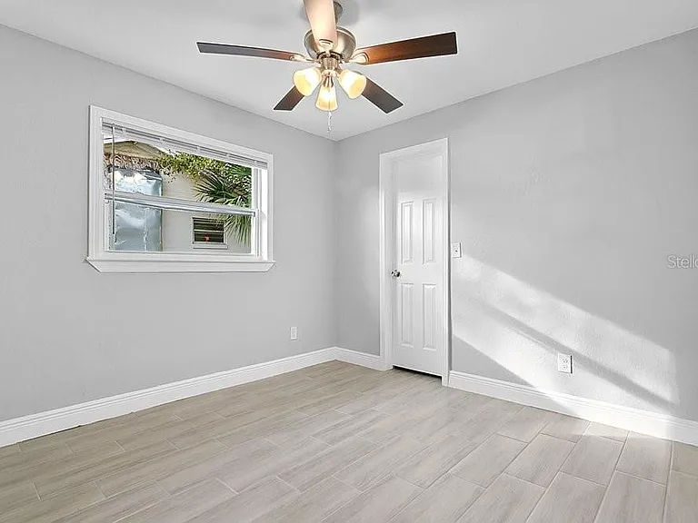 4823 Kathy Jo Ter — Photo 16