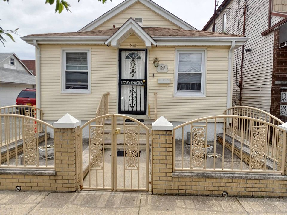 1st image of 1340 E 98th St