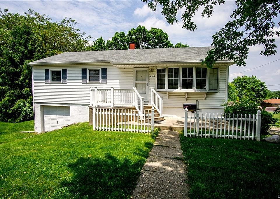 1st image of 3009 E Cunnington Ln