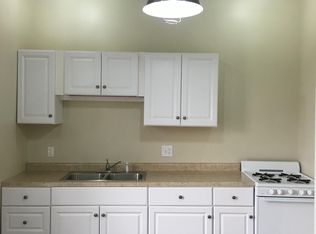 230 Elm St, Portland, MI 48875