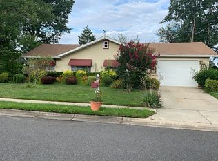 2 Poplar Ave, Hammonton, NJ 08037