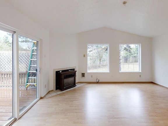 5th image of 1128 SE Galley Ct