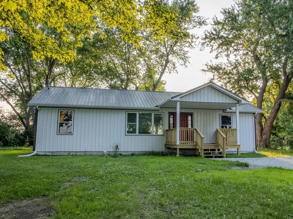 1615 N 300 E, Knox, IN 46534