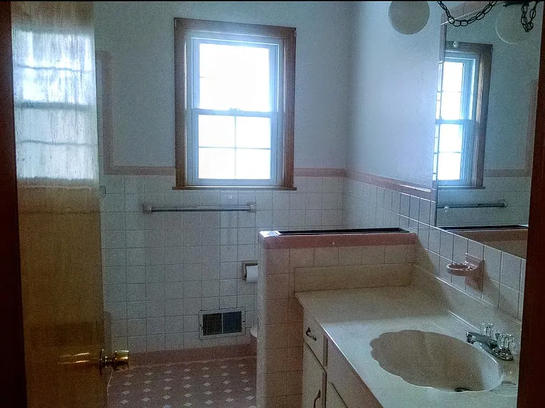 114 Valleybrook Ave — Photo 11