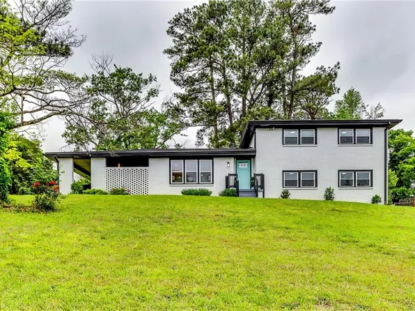 2932 Valley Ridge Dr, Decatur, GA 30032