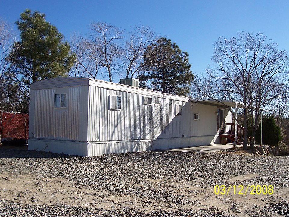 2nd image of 542 1st St