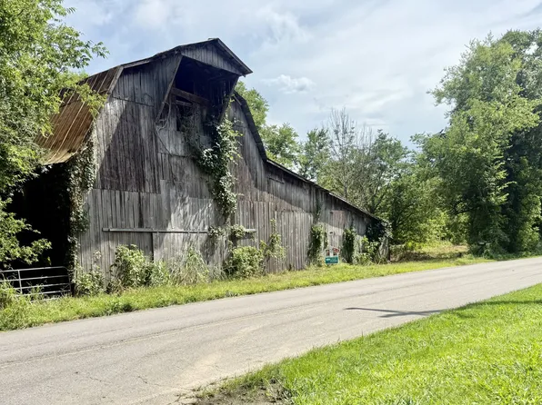 6866 Greenvale Rd, Watertown, TN 37184