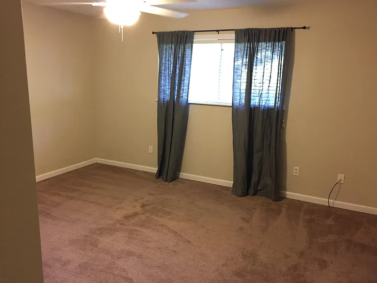 1819 Leona Dr — Photo 6