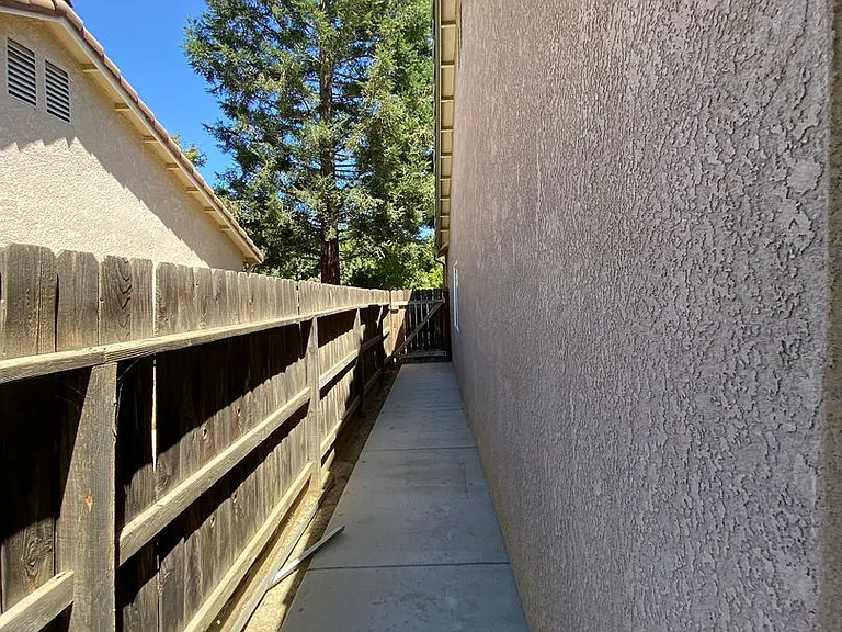 2643 W Oakridge Ave — Photo 36