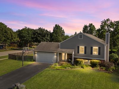 1334 Hill Rd, Geneva, IL, 60134