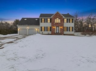 76 Kane Brothers Cir, Westfield, MA 01085