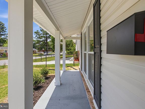3rd image of 9602 Dubarry Ave