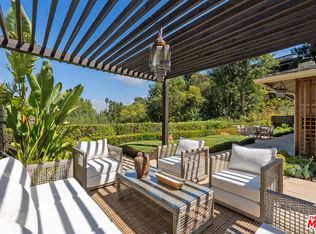 2206 Sunset Crest Dr, Los Angeles, CA 90046