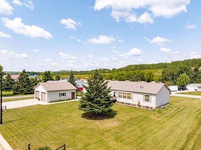 911 1st St, Bovey, MN, 55709