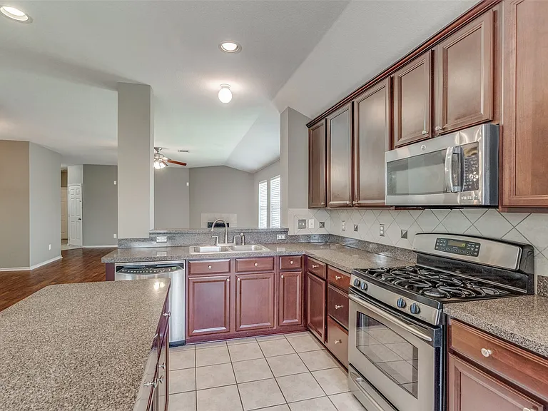 3000 Bryce Dr — Photo 7